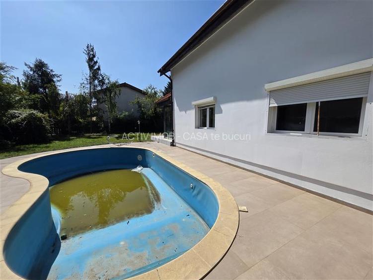 Vila cu piscina - Pipera - 5 camere - 3 bai - 218mp - 900mp teren