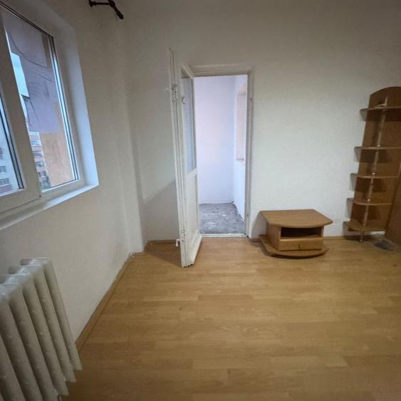 Garsoniera decomandata – zona Rahova