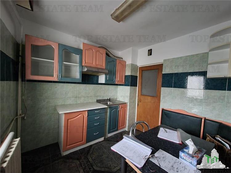 Duplex 5 camere cu intrari separate la mare Mangalia Saturn