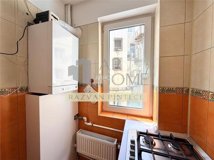Apartament 3 camere, centrala termica, ultracentral Ploiesti. - 8