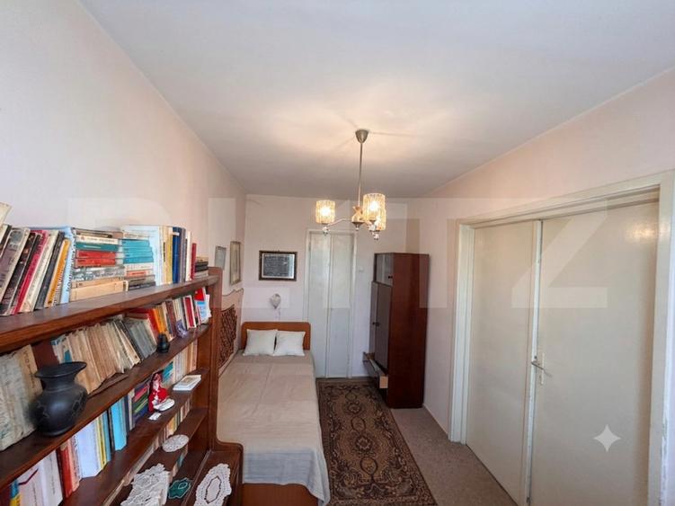 Apartament Scoala 24, 75,5 mp, 4 camere, decomandat