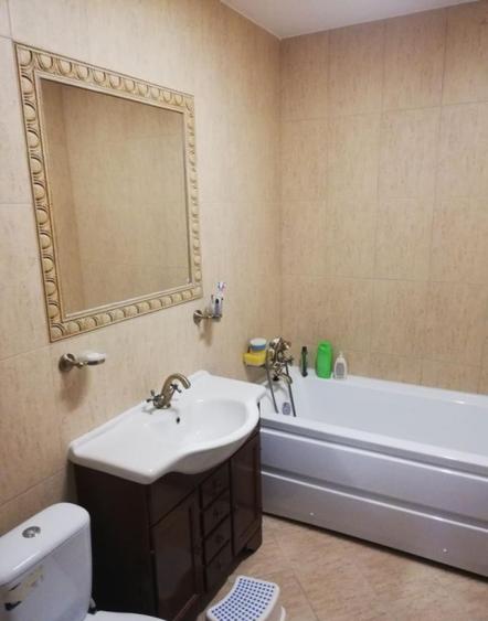Apartament de 3 camere,64 mp, zona Vivo ,Florești