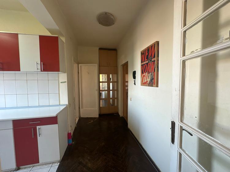 Garsoniera in zona Tineretului/Studio apartment in Tineretului Area