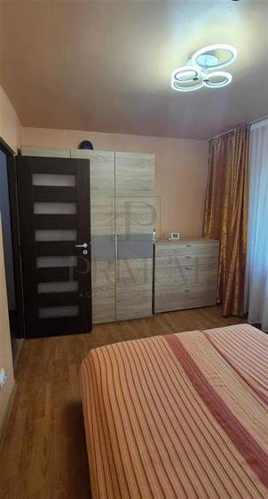 BUCOVINA - 2 CAMERE - CENTRALA PROPRIE - BLOC IZOLAT CU ACOPERIS