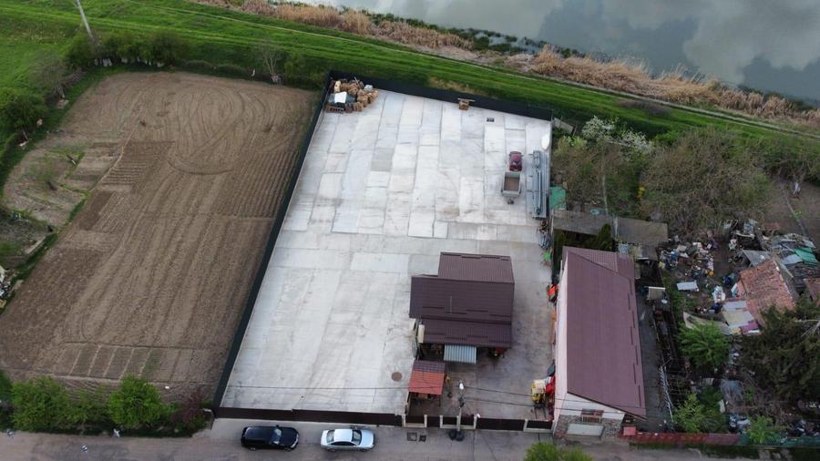 Platformă industrială betonată 1.720 mp– ideală pentru logistică, depozitare,