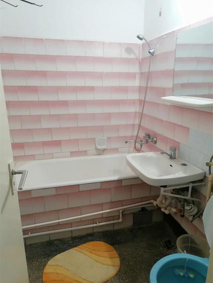 Apartament 3 camere confort 1, Calea Galati, etaj 3.