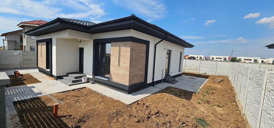 Casa 4 Camere | Panouri fotovoltaice