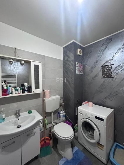 Apartament de doua camere, la mansarda, Floresti - 8