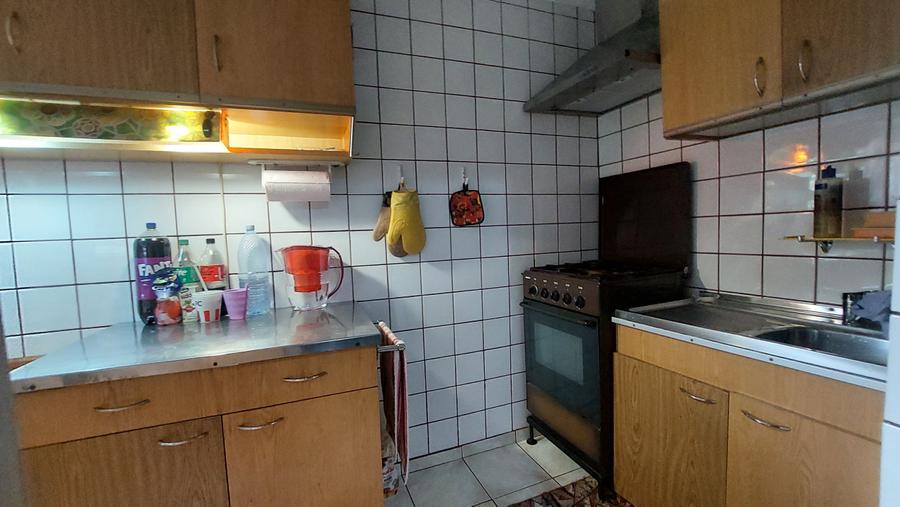 Apartament 3 camere Decomandate 76 mp parter inalt cu 2 Bai Balcon CETATE Piata