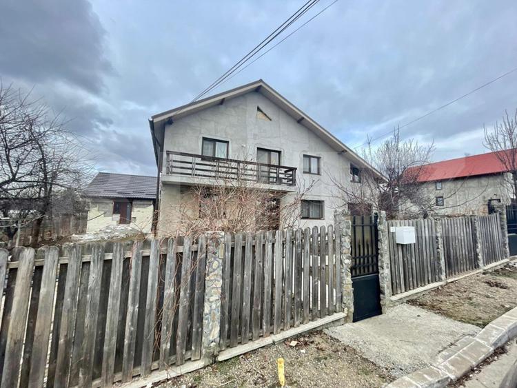 Casa de 6 camere, 164 mp utili, garaj, zona Miroslava