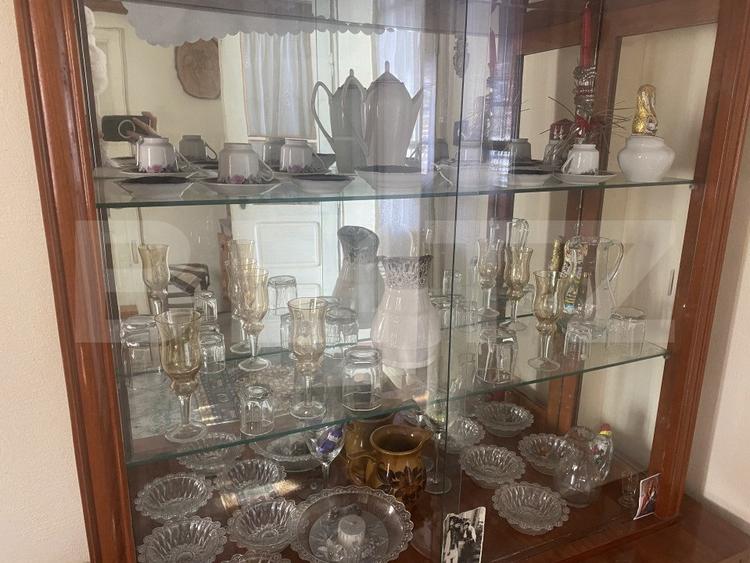 Vânzare 2 case tradiționale, 3 camere + teren, 3450 mp, Campulung Moldovenesc
