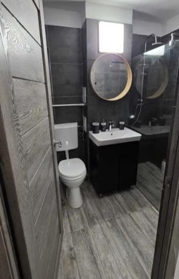Dristor metrou ,bl.reabilitat,et.3/4,DECOMANDAT,mobilat,utilat complet,AC