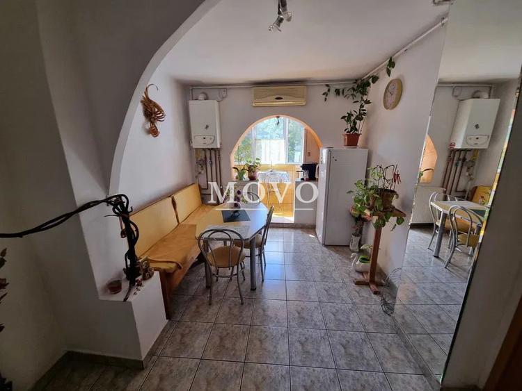 Apartament 3 camere decomandat | Bloc izolat | Centrala proprie | Zona Aradului