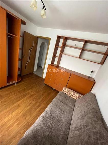 Apartament  2 camere semidecomandat, zona Adriatica - 3
