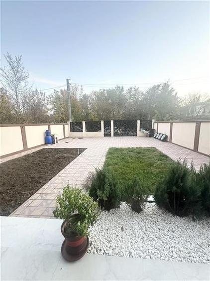 Casa de 300 mp, amplasata pe teren de 500 mp, Mamaia Nord