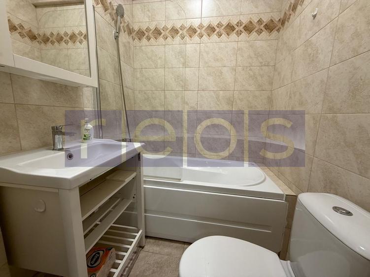 De inchiriat apartament 2 camere vedere Bd Magheru recent renovat - 9