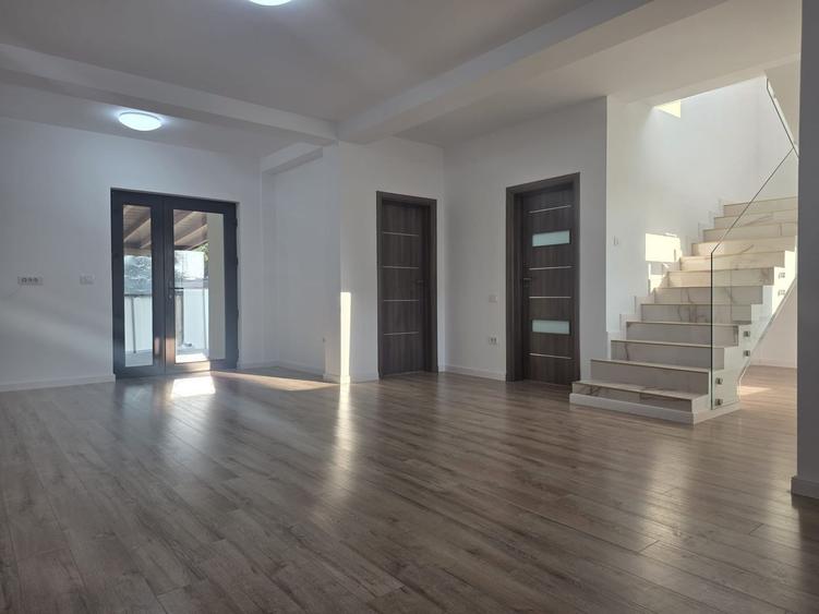 Vilă de Lux P+1 în Tunari –5 Camere, Finisaje Premium