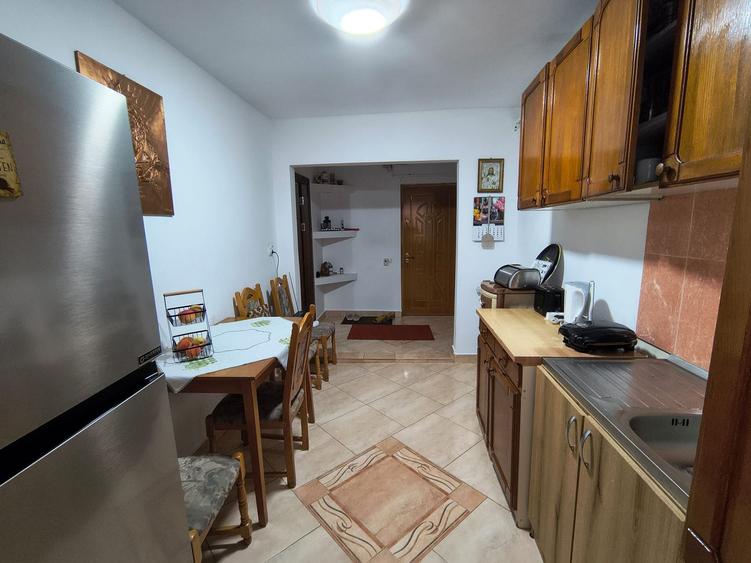 DELFINARIU 3 CAMERE 70 MP PRET 165000 EURO