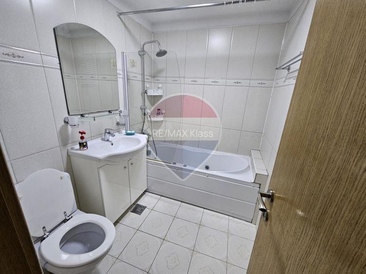 Închiriere apartament 3 camere / Piata Muncii - Decebal - 8