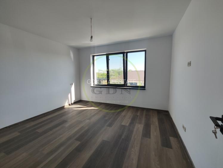 Casa 4 camere, teren 340 mp, Malu Mare, zona cartiere Veterani. - 4