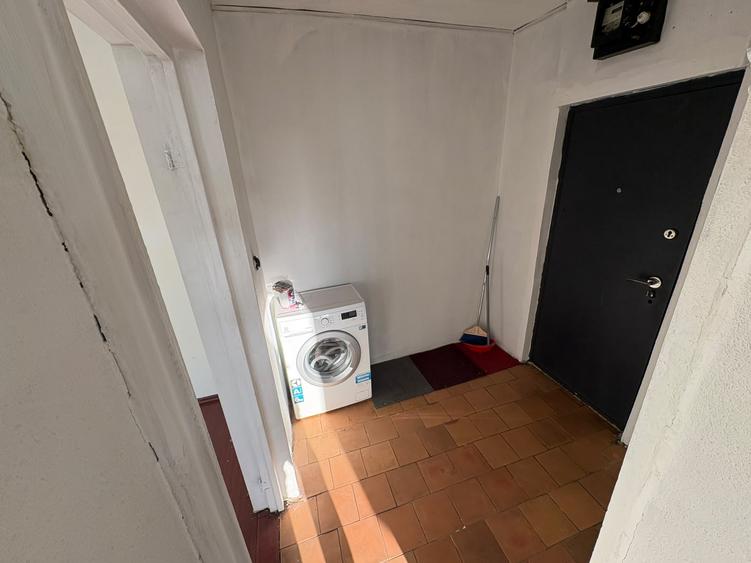 Drumul Taberei 2 Camere Bloc 1977 Reabilitat 1 Min Metrou