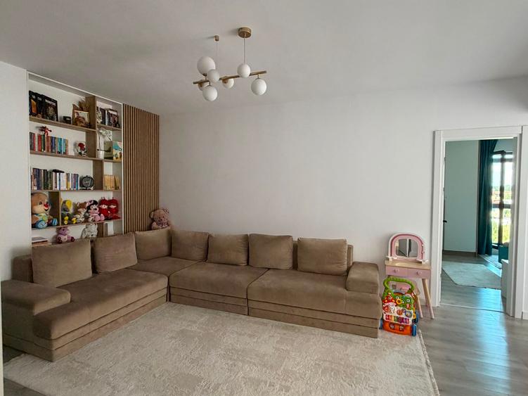 Apartament elegant 3 camere/80 mp/2 bai/2 balcoane/Sisesti