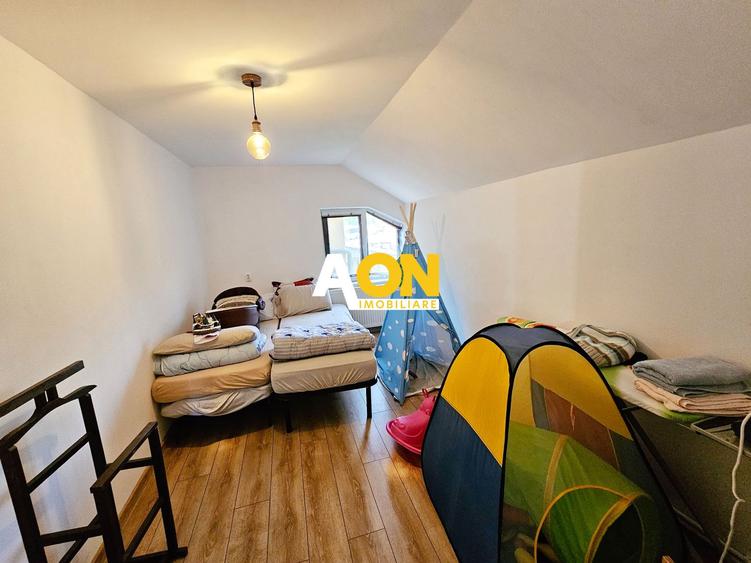Casa S+P+M, 5 camere, 955 mp teren, zona Centru