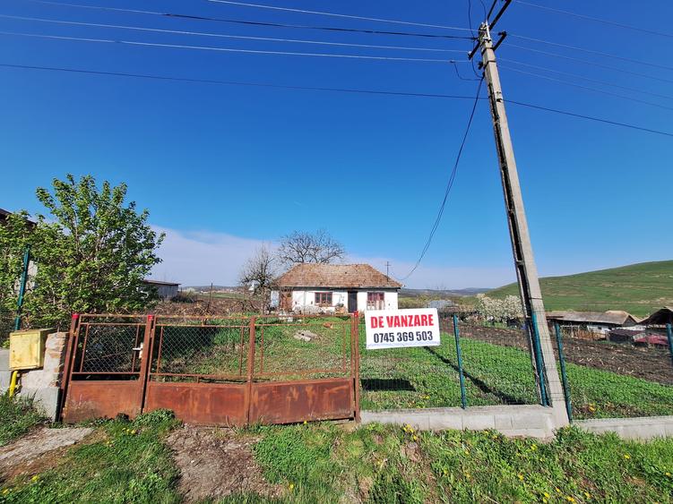 Oportunitate !Casa de vanzaret cu teren 2900mp , in Com,FRATA Jud. CLUJ,
