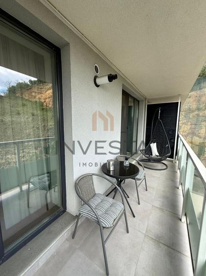 Apartament 3 camere cu terasa, etaj intermediar, zona Grigorescu