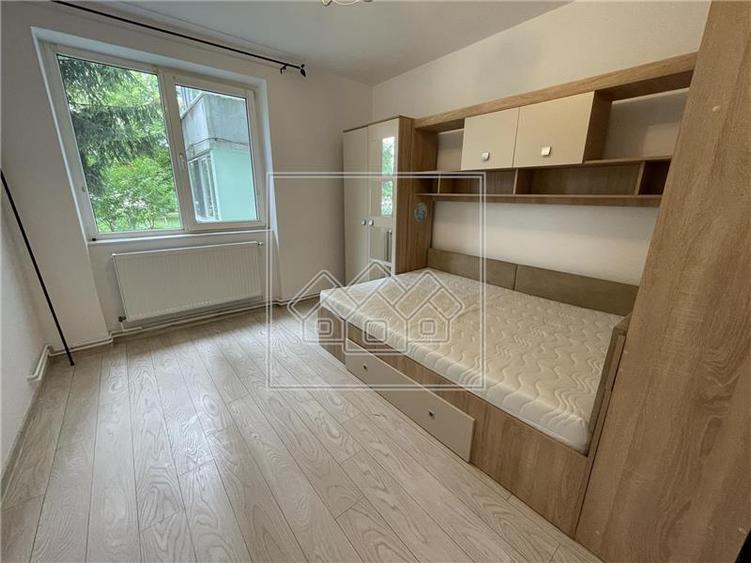 Apartament 2 camere decomandat, str. Rahovei, parter + balcon