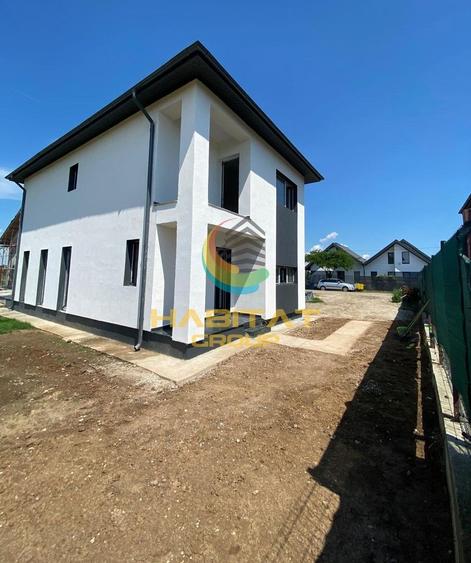 Casa 4 camere, 2 bai, Strada asfaltata, Teren 250 mp, Berceni