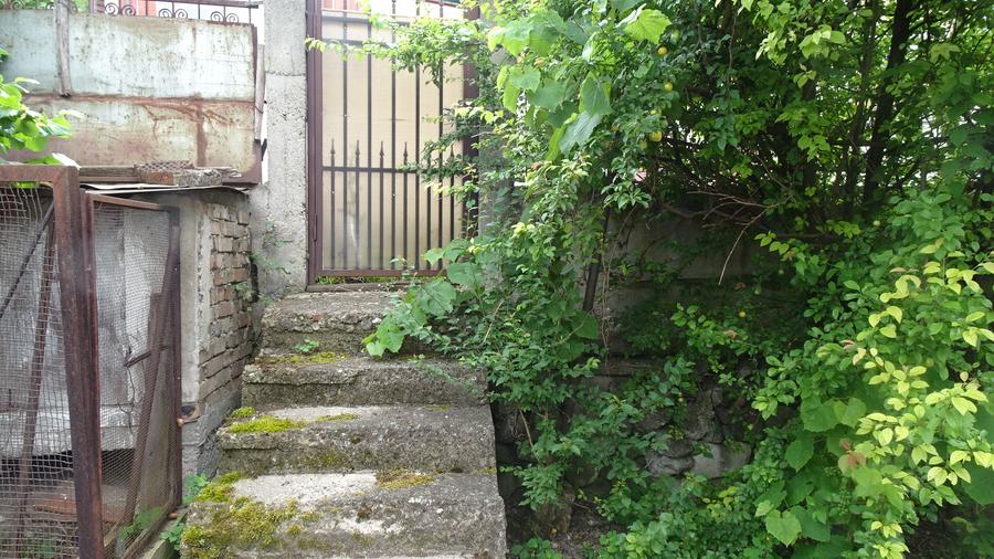 Vand casa in Deva, zona ultracentrala, compusa din 2 corpuri unite,