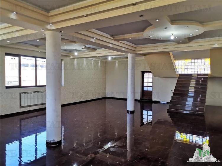 Vila 1Decembrie, vav Lidl, p+3, 900 mp curte
