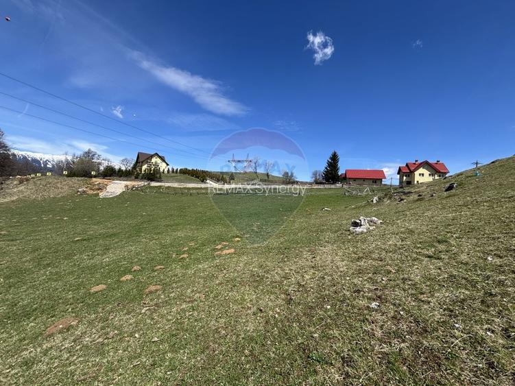 Teren Fundata 1776 mp, utilități la hotar, acces betonat, vedere munte - 3