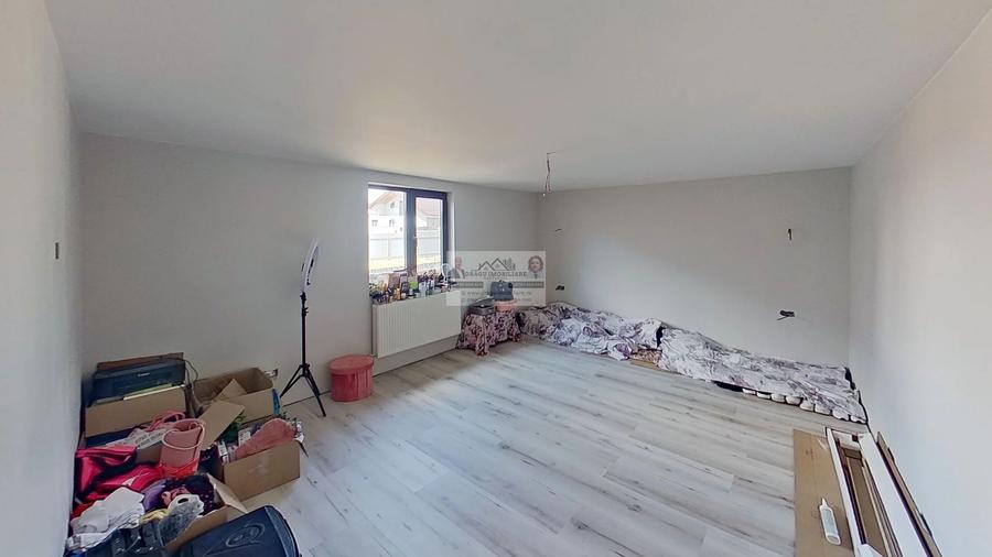 Casa Adjud - Oportunitate Premium: Vilă Individuală P+M