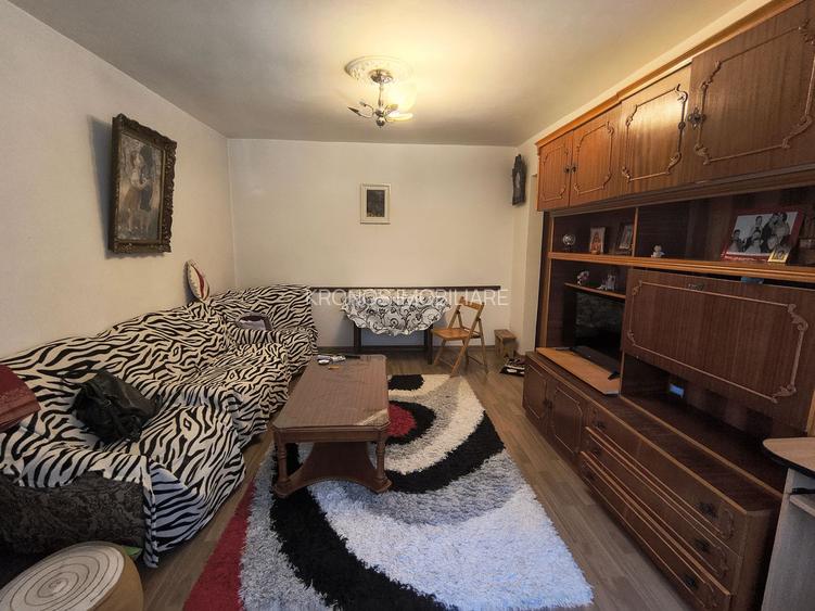 Inel2 2 Camere decomandat,51 mp preț 93.000 euro - 2