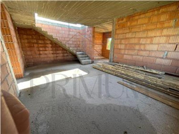 DUPLEX, Mosnita Veche, finisaje la alegere