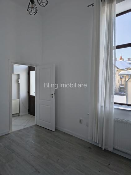 Apartament in zona centrala,finisat (cladire istorica ),mobilat,cu parcare - 5