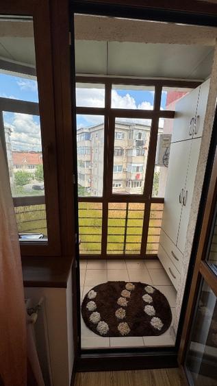 Apartament 3 camere decomandat 90 mp Valea Rosie