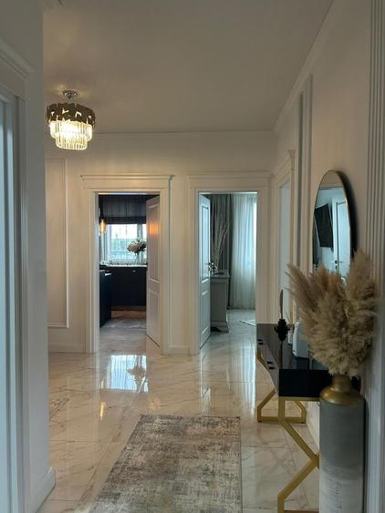 PENTHOUSE EXCLUSIVIST | TOMIS PLUS