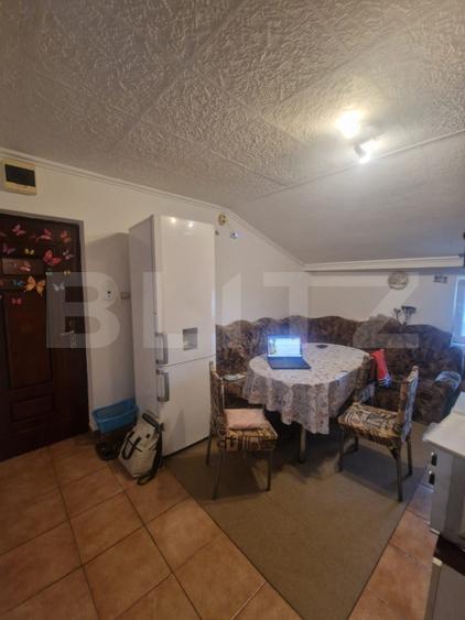 Apartament 3 camere, 70 mp, zona Sagului
