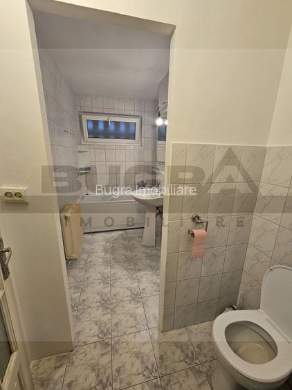 Apartament cu 3 camere, 65 mp, decomandat, zona strazii Primaverii - 25