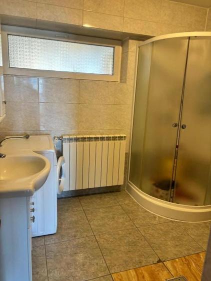 Bulevardul Unirii -Zepter apartament 3 camere de inchiriat stradal
