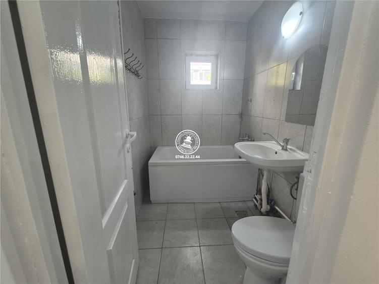 Apartament 3 camere de vanzare zona Dacia