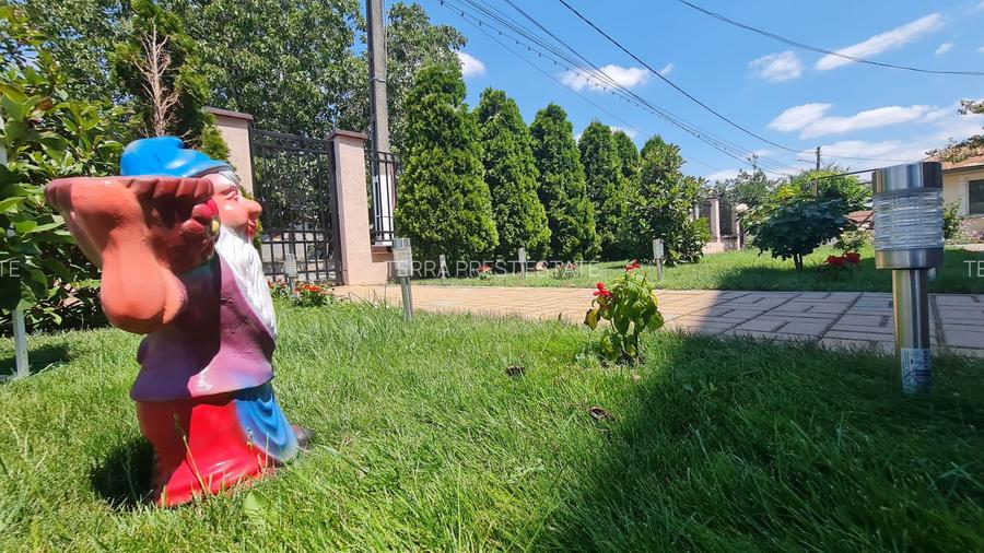 Vila impozanta in zona linistita la 15 minute de capitala! - 8