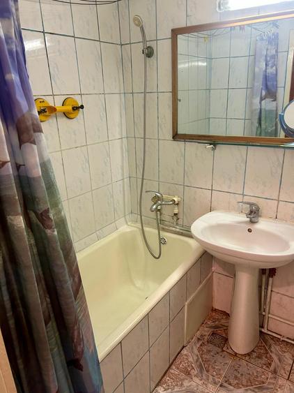 Vanzare 2 camere berceni izvorul oltului bloc reabilitat 1/4