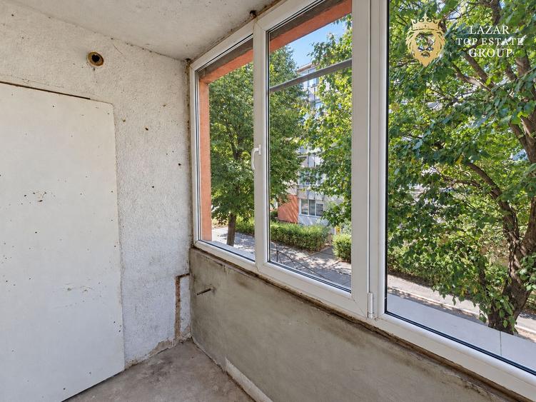 Apartament 2 camere zona 300 de vanzare