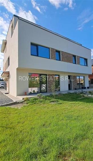 Casa tip Duplex, 180 mp utili, situat in cartierul Europa! - 2