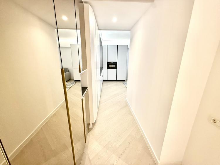 Apartament 2 camere Cortina North -Faza I-