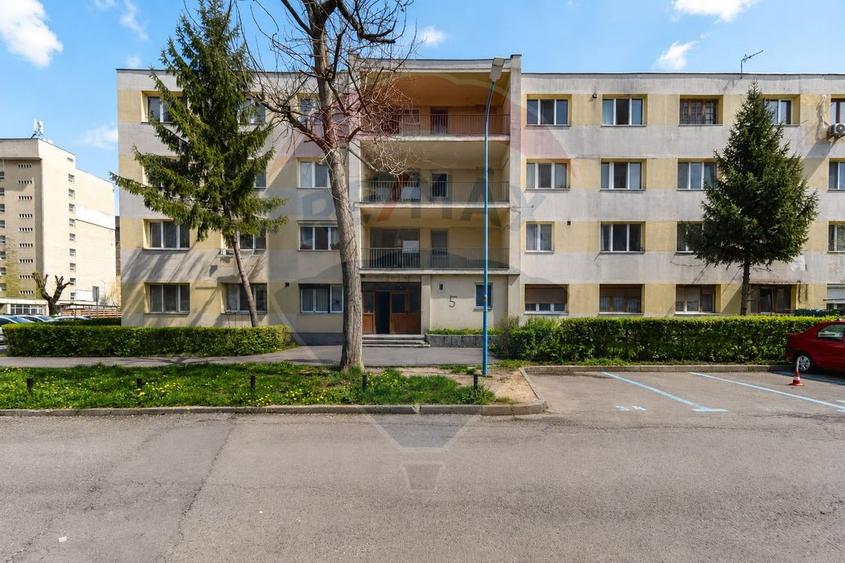 GARSONIERĂ TIP CAMERĂ DE CĂMIN| TRACTORUL| 21 MP | MOBILATĂ | BOXĂ